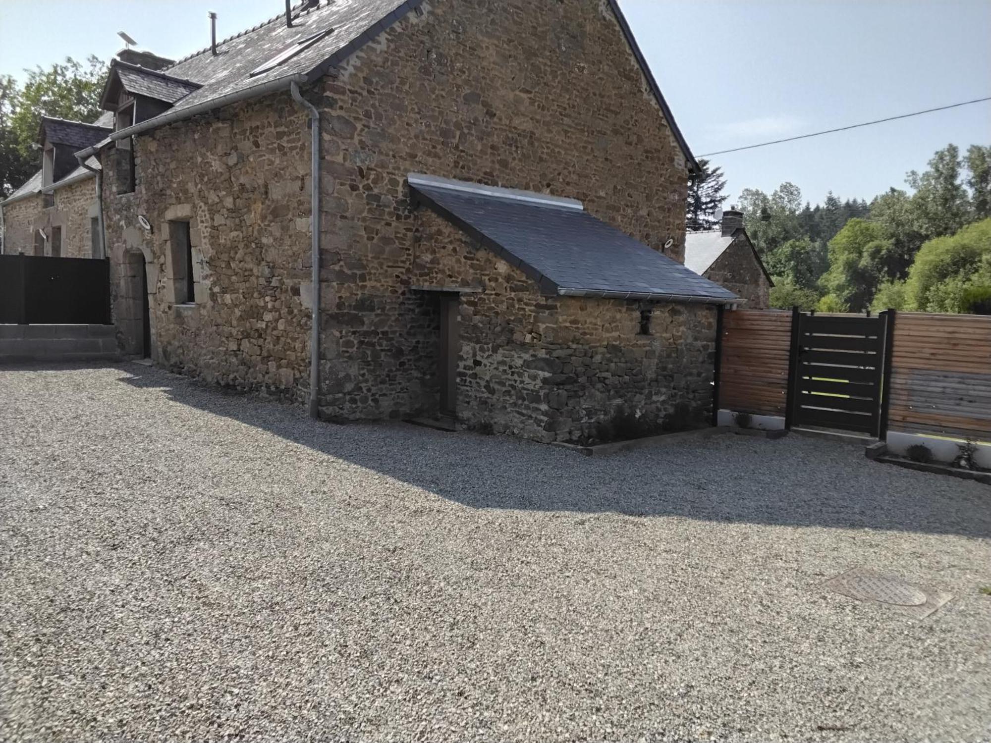 Gite Chez Marie T 6 Personnes La Boussac Luaran gambar